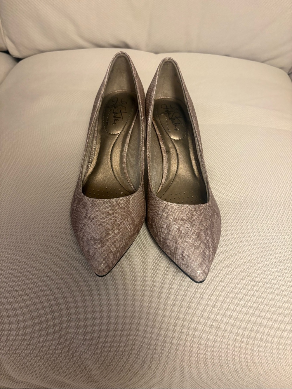 Life Stride Women's Pointed Toe Pumps in Dusty Brown Shades